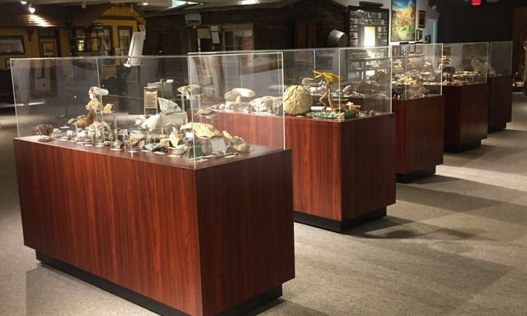 Fick Fossil Museum